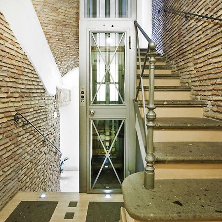 Arenula Luxury Apartment Рим Экстерьер фото