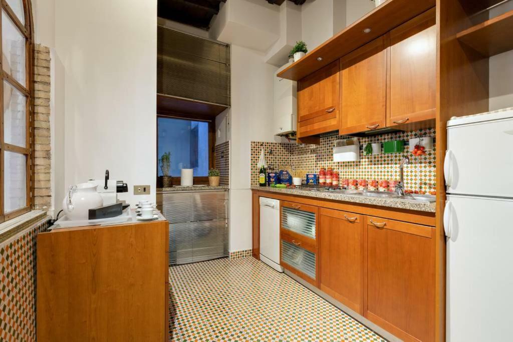 Arenula Luxury Apartment Рим Экстерьер фото