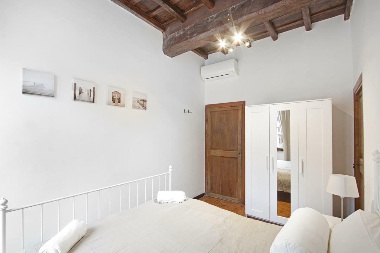 Arenula Luxury Apartment Рим Экстерьер фото