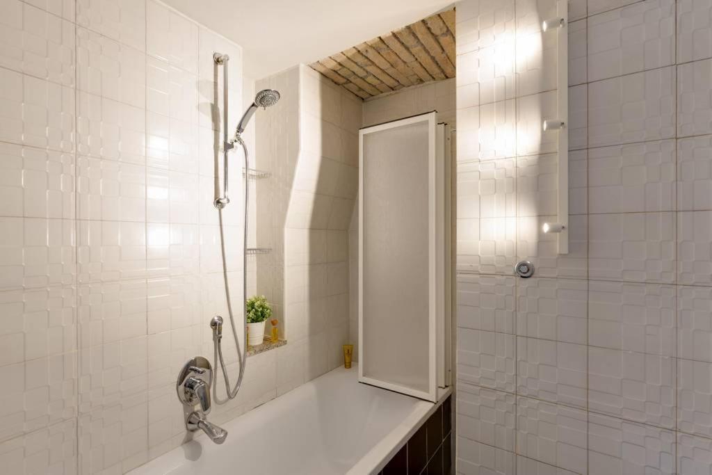 Arenula Luxury Apartment Рим Экстерьер фото